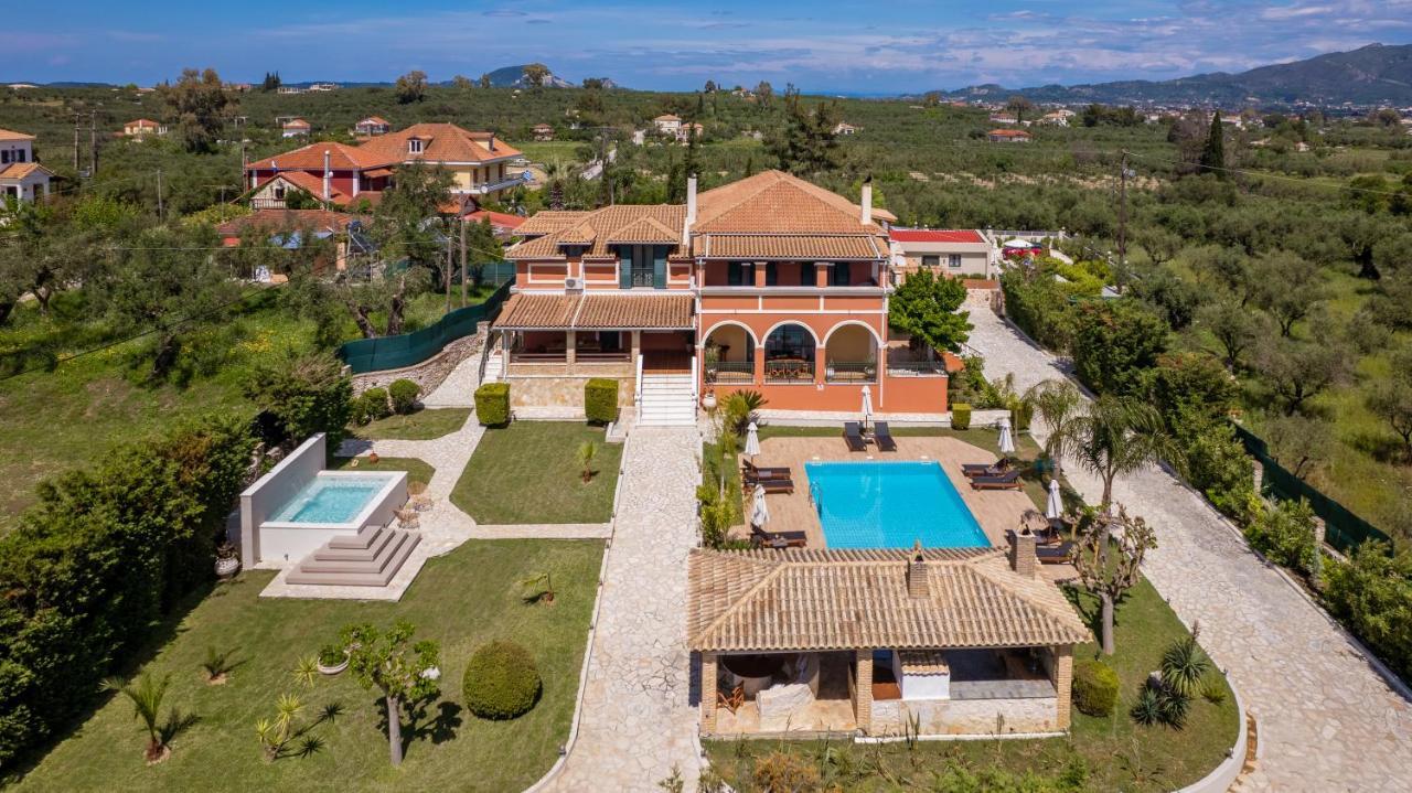 Amalthia Villa Mouzákion Exterior photo